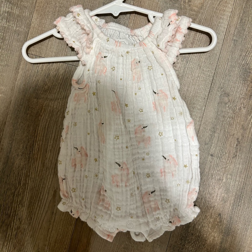 BUNDLE 3 baby items for $5. Baby romper